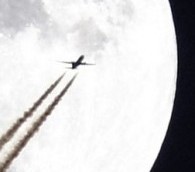 Photo You Must See: Vapor Trails and Moonlight